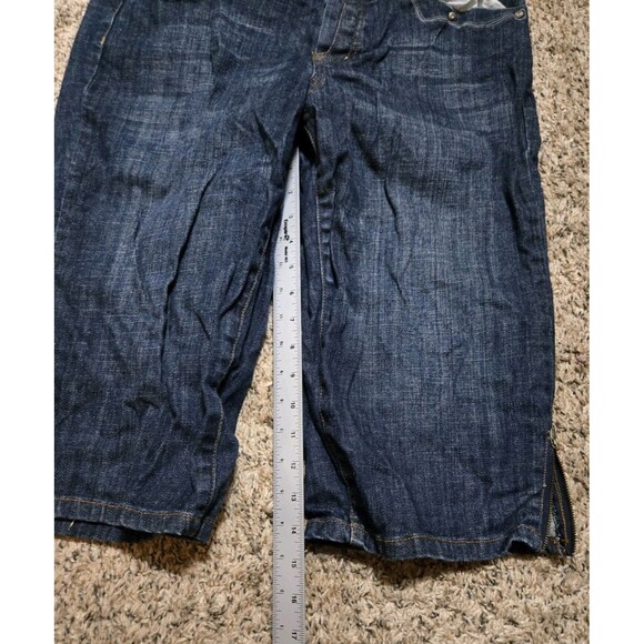 Gitano Womens Denim Jean Shorts Knee Length Below Long Modest Size 14 Dark Wash - Picture 13 of 14